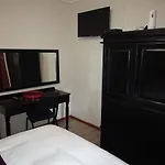 Ekukhanyeni B & B