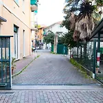 Sunny Apartment