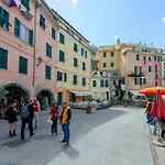 Altido Family Flat With Little Patio, Cinque Terre