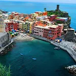Cinque Terre Charme