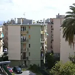 Il Nido Di Quarto Con Park Auto Macchine Piccole Segmento B