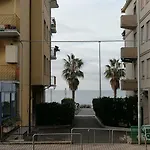 A Due Passi Dal Mare