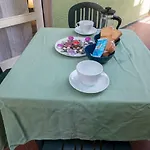 Mae'S Apartment