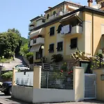 Licy'S House