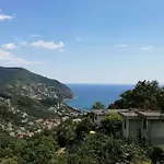 Sentieri Sul Mare