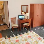 Hotel Serena