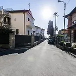 Grazioso Appartamentino A Due Passi Dalla Pista Ciclabile Con Giardino E Garage