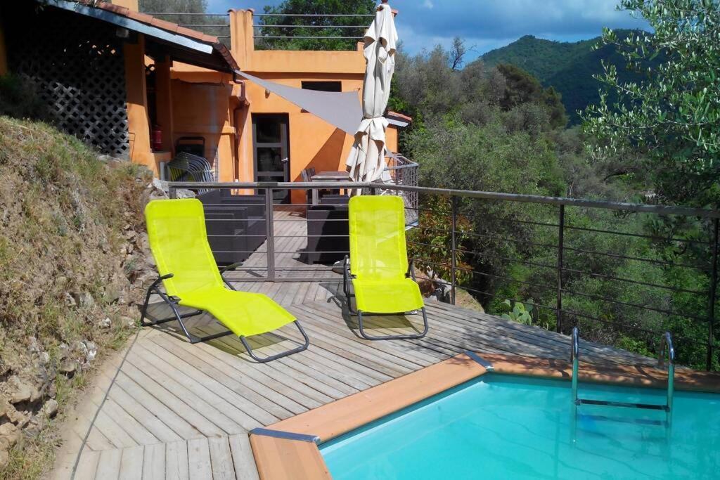 Beautiful With Pool: 8 Pers Isolabona