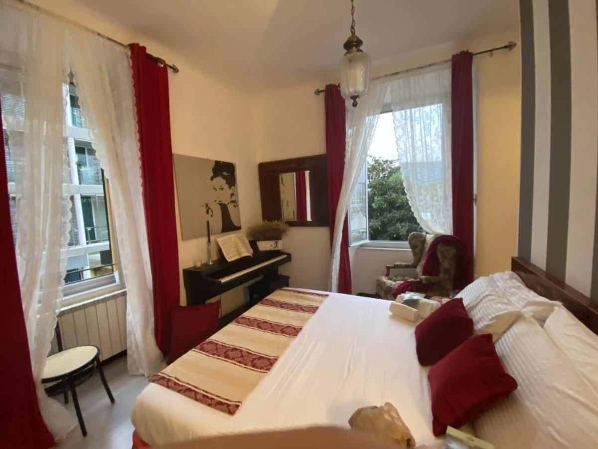 A4 Apartment *