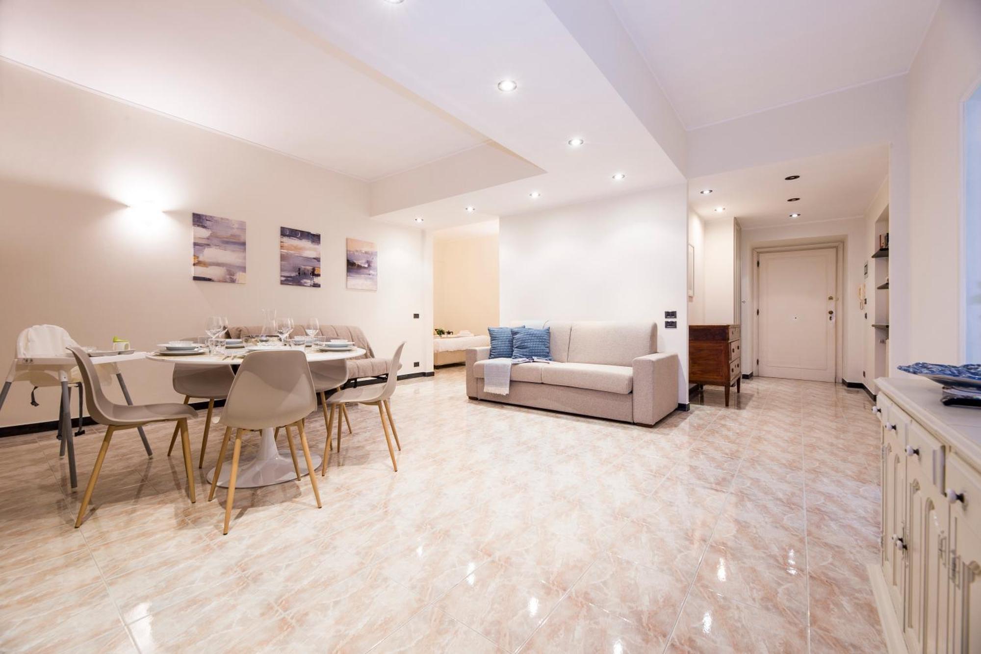 Apartment Casaviva - Elegant Bilo With Shared Pool In Nervi