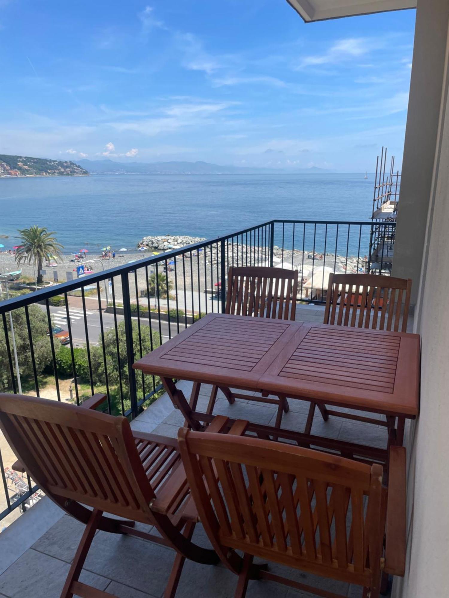 Con Terrazza Fronte Mare Appartement *